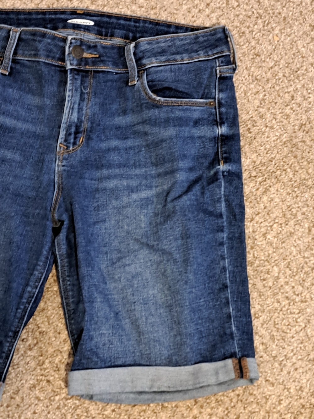 Old Navy Dark Blue Rinse Rolled-Cuff Denim Bermuda Shorts Misses Size 10 - Picture 5 of 8